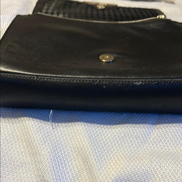 Karl Lagerfeld Black Crossbody Bag with Gold Chain and a little love. - Picture 8 of 10